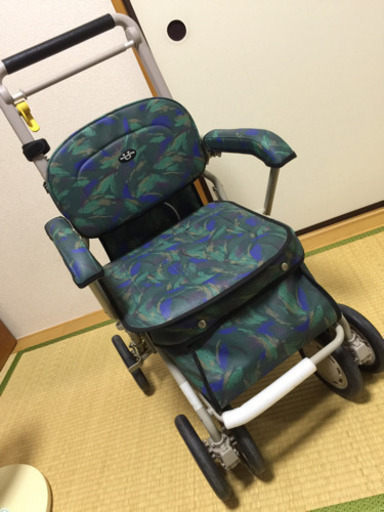 美品 老人車 シニア シルバーカー 手押し 車