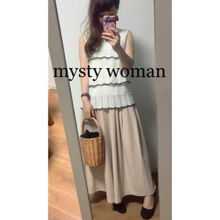 ☆mysty woman☆透かし編みスカラップノースリニットの画像
