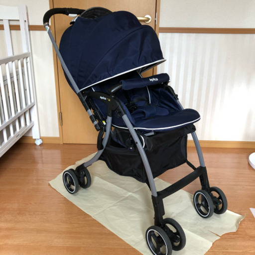 アップリカ ラクーナ ソファークッション ネイビー