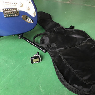 【在庫処分特価】RA0039 Mavis エレキギター  ソフトケース＆チューナー付の画像