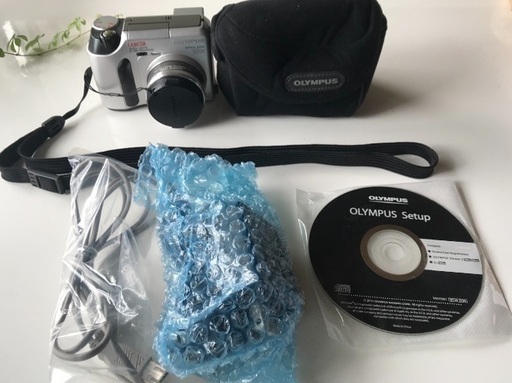 （15）デジタルカメラ オリンパス 　中古　　Ｃ－７００　電池式