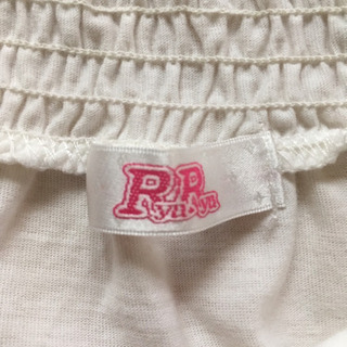 オフショルダー トップスの画像