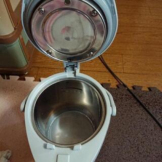 お取引予定  電気ポット 2.2リットル 訳ありの画像