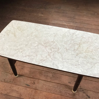 昭和なテーブルの画像