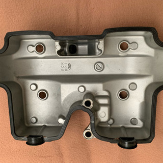 ホンダ Ｖ型エンジン（ＭＣ１５Ｅ）　後部エンジンヘッドカバー　Ｖ...