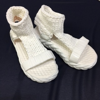 【お買い得！】Ｂ品オシャレさん必見！！編み編みサンダルの画像