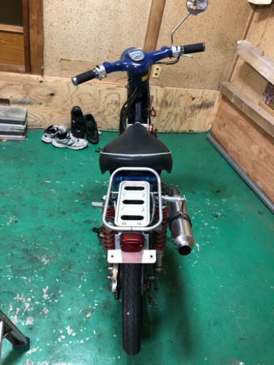 即乗り☆カブ 50 老舗のおっちゃん 作り上げ☆ GIVI（リア）ボックス付けます！