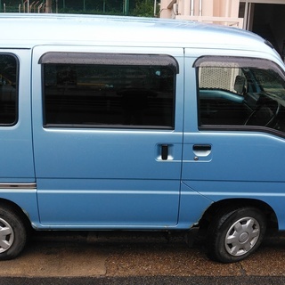 現場仕事にいかがですか　17年式　スバルサンバーバン5速マニュアル４ＷＤ　下取り車両交換ＯＫの画像