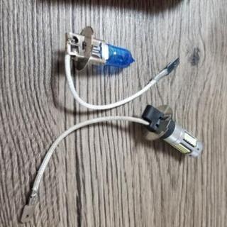 値下げしました。H3フォグランプバルブの画像