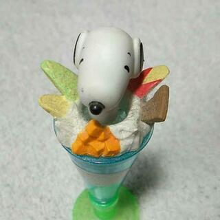 スヌーピーパフェ型ボールペンとシャープペンシルの画像