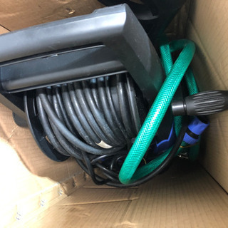 🌈🌈🌈 日立、高圧洗浄機、箱入 ＦＡＷ 110.らくらく大型ホースリール付き、ダブルノズル付きの画像