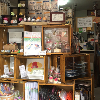 【レンタル展示棚】オリジナル作品を展示販売してみませんか？【1ヶ...