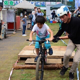 自転車 練習しませんか 7/20 佐倉ふるさと広場デモ　応援あり...