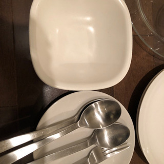 無印 食器一式の画像