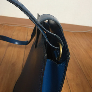 ルイヴィトンのショルダーバッグ