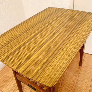 【カリモク】のコーヒーテーブルの画像