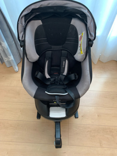 商談中 美中古品☆コンビ ネルームシリーズチャイルドシート