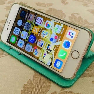 値下げ〜iPhone6s用のスマホカバー ブックタイプ マグネット開閉式（ほぼ新品）の画像