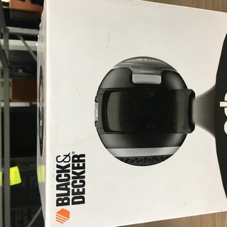 ブラック＆デッカー 充電式ハンディクリーナー 新品未使用の画像