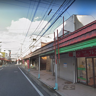 1階駐車スペース有り♫倉庫、事務所、店舗に♫商店街沿い認知性有り♫