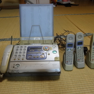 電話機　FAX親機(UX-F1CL)+コードレス3台(UX-kF...