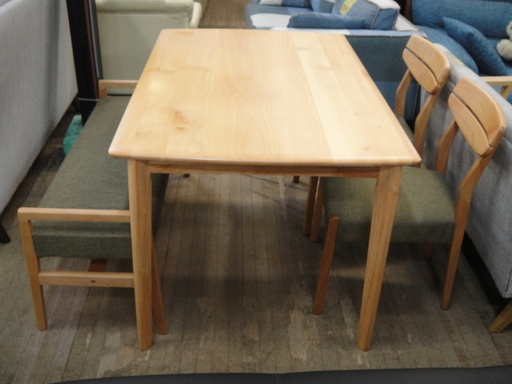 ダイニング４点セット　ベンチ＋チェア☓2　布カバーリングチェア　食卓セット　天然木