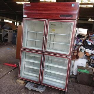 業務用冷蔵庫になりますの画像