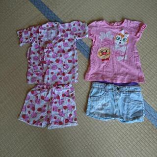 95サイズ女の子服甚平もあります。