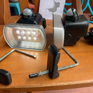 ムサシ RITEX 4.5W LED乾電池センサーライトの画像