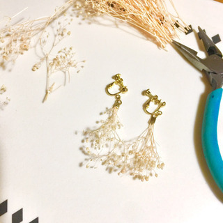 みんなでまったり♡《かすみ草のピアスorイヤリング作り》