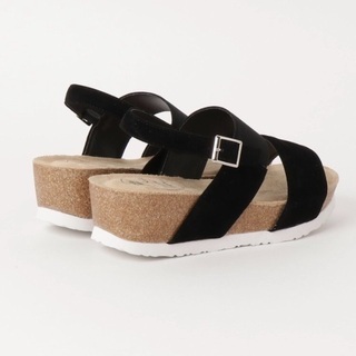 ダブルベルトウェッジソールサンダルの画像