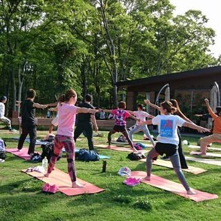 朝ヨガ参加者募集！『 青空YOGA』大阪城公園噴水広場《R.ba...