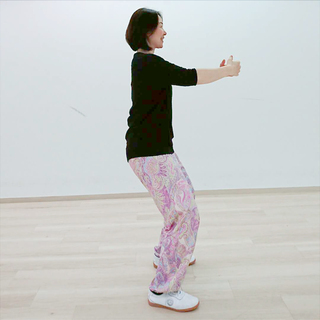 ★初心者におすすすめ★　気功の最もポピュラーな8つの簡単な動きを...