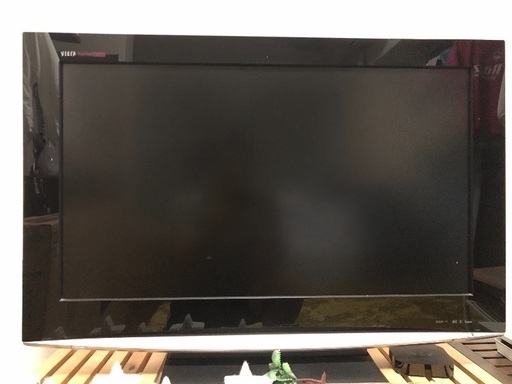 パナソニック　32インチテレビ　ブルーレイHDDレコーダー　B\u0026W「Zeppelin Mini」スピーカー