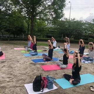 名城公園でパークヨガ+金シャチ横丁BBQ