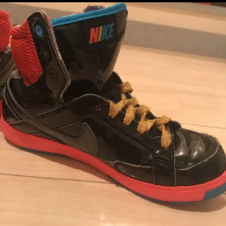 NIKE スニーカーの画像