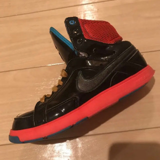 NIKE スニーカー