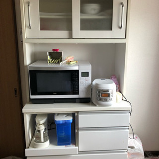 食器棚