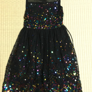 女の子 ドレスの画像