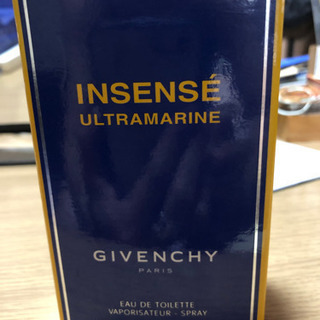 GIVENCHY ウルトラマリン
