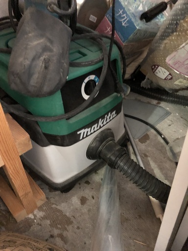 【事務所移転の為】マキタ(Makita) 集じん機 乾湿両用 AC100V M442