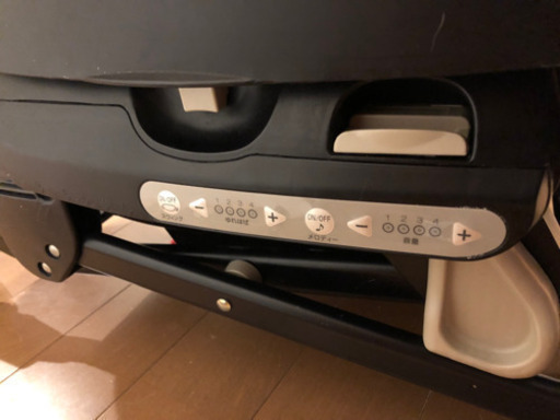 【値下げしました】コンビ 電動ハイローチェア