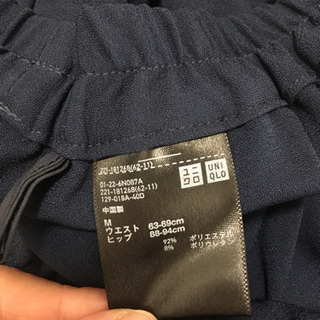 UNIQLOのスカンツの画像
