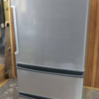 【リサイクルサービス八光　田上店　安心の3か月保証　配達・設置OK】アクア  冷蔵庫(272L・右開き)AQR-271F(W) リサイクルサービス八光 田上店 安心の3か月保証 配達・設置OK】アクア