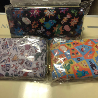 トイストーリー4の長財布