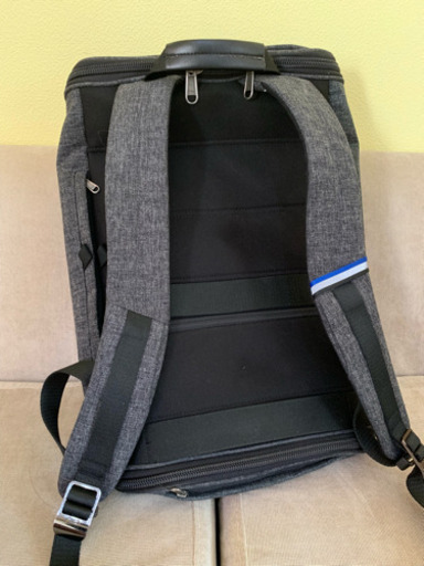 UNO II W31×H49×D16cm 盗難防止リュック