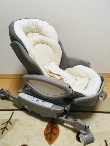 【値下げ】アップリカ(Aprica) ユラリズム オート AB ムーンロック