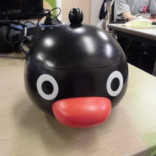 ★お値下げ★ピングー　キャンディボックス　ミスタードーナツ商品 ...