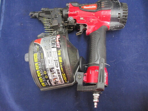 マキタ　高圧釘打ち機　AN610H