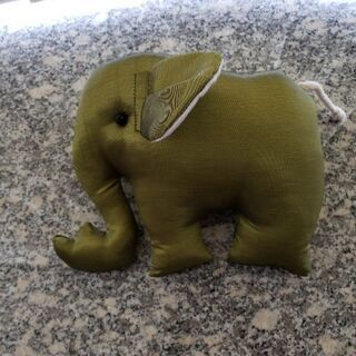 タイ産ゾウさんまくらの画像